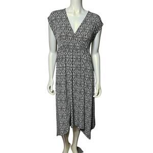 Motherhood Maternity Black White Geometric Cap Sleeve Wrap Dress Size Small